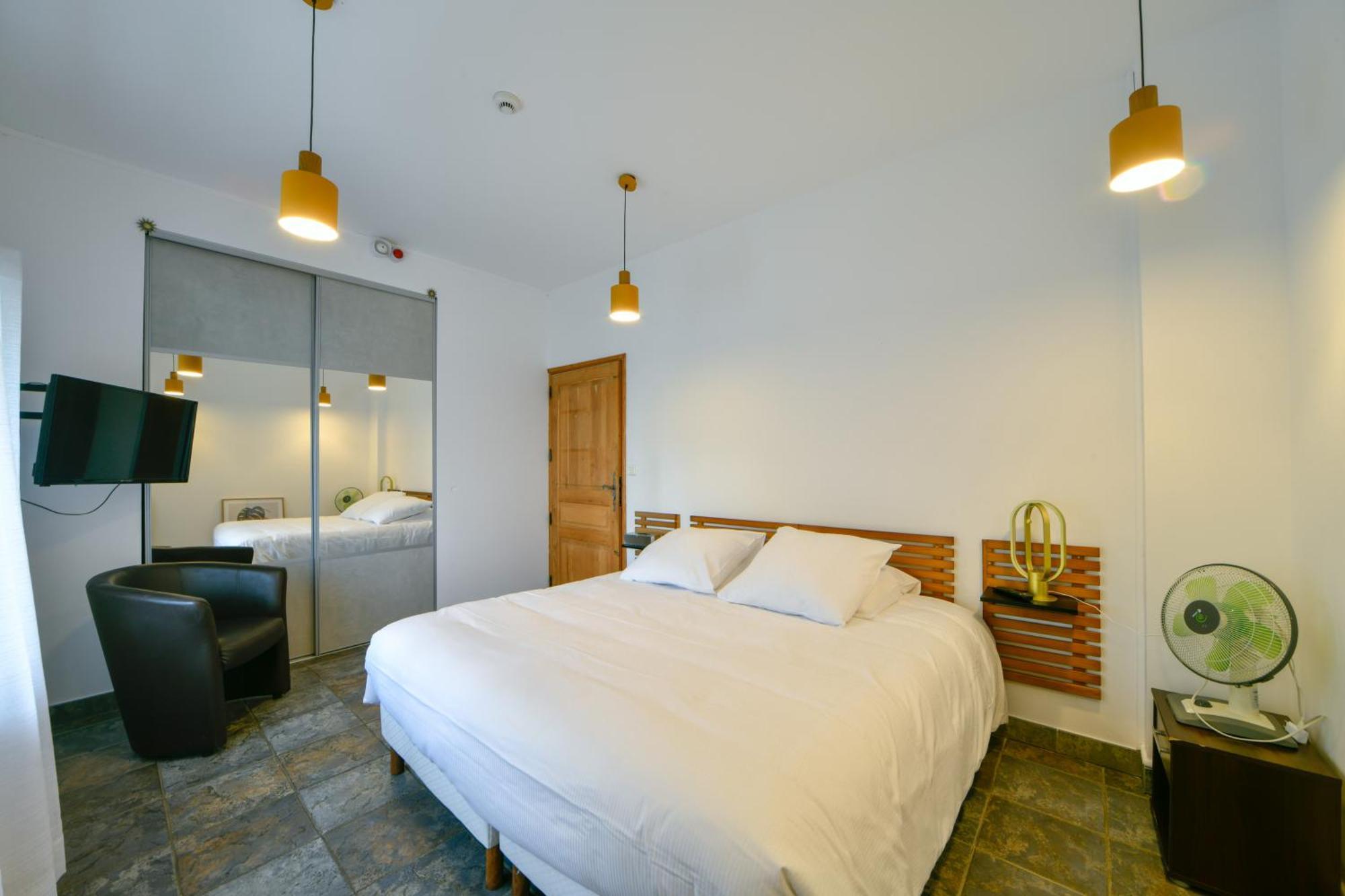 Hotel Enjoy Garden Vierzon Exterior foto