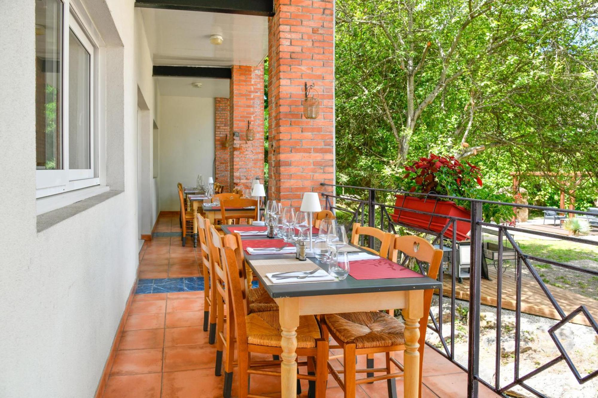 Hotel Enjoy Garden Vierzon Exterior foto